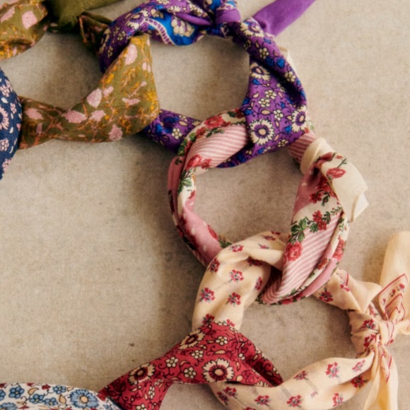 Sézane floral scarf - Picture 5 of 6